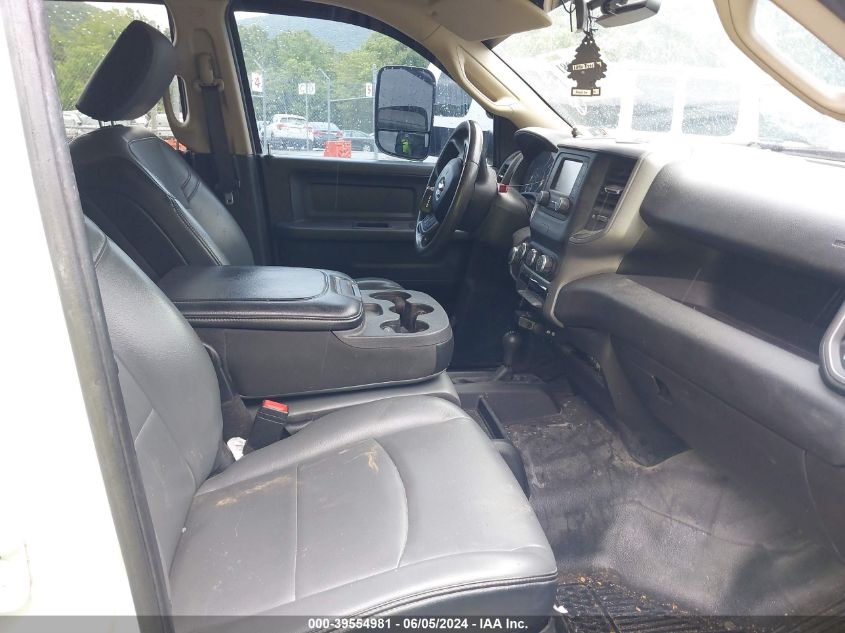 2019 Ram 3500 Tradesman 4X4 6'4 Box VIN: 3C63R3CJ8KG668465 Lot: 39554981