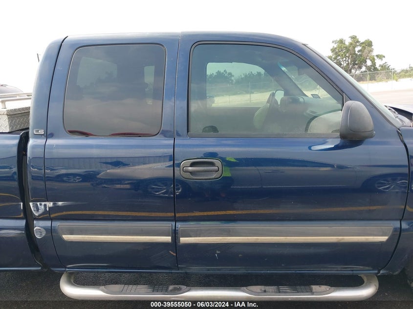2005 Chevrolet Silverado 1500 Ls VIN: 2GCEC19V651162566 Lot: 39555050