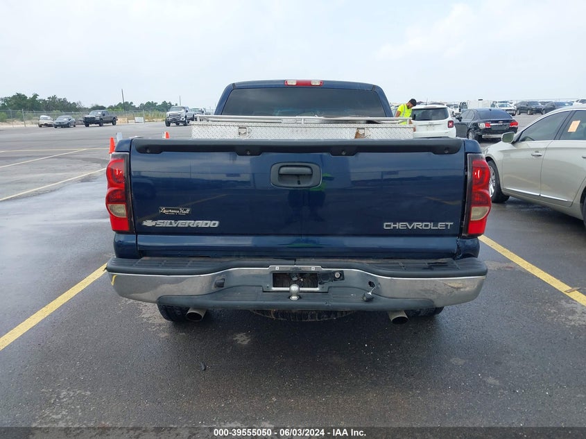 2005 Chevrolet Silverado 1500 Ls VIN: 2GCEC19V651162566 Lot: 39555050