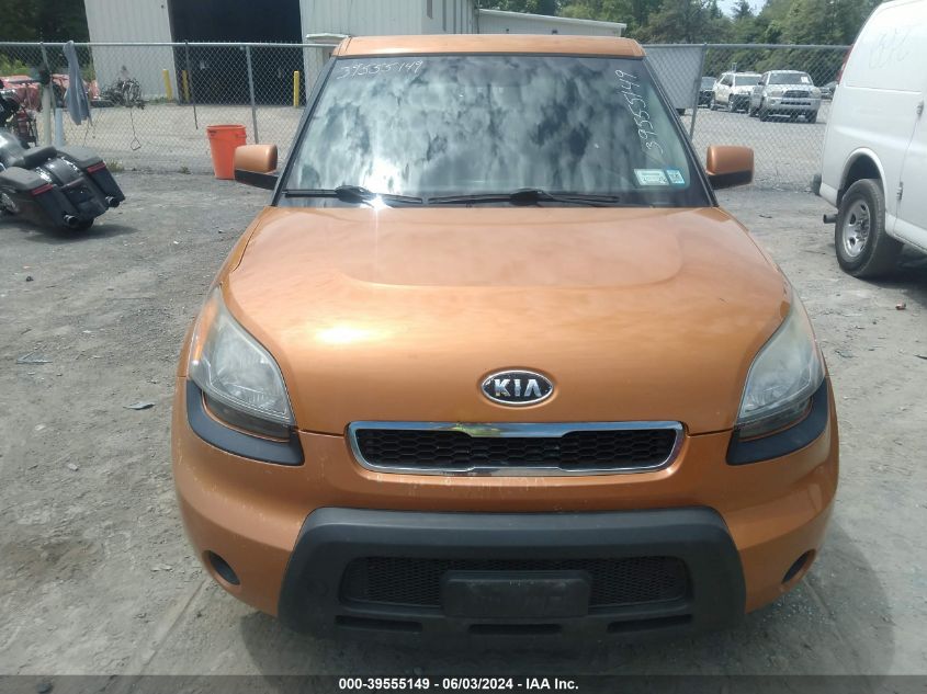 2011 Kia Soul + VIN: KNDJT2A23B7299923 Lot: 39555149