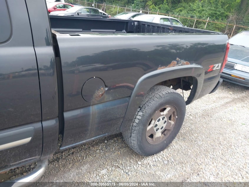 2005 Chevrolet Silverado 1500 Z71 VIN: 1GCEK19B35E315654 Lot: 39555175
