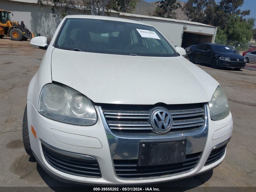 2010 Volkswagen Jetta S VIN: 3VWJZ7AJ3AM084546 Lot: 39555202