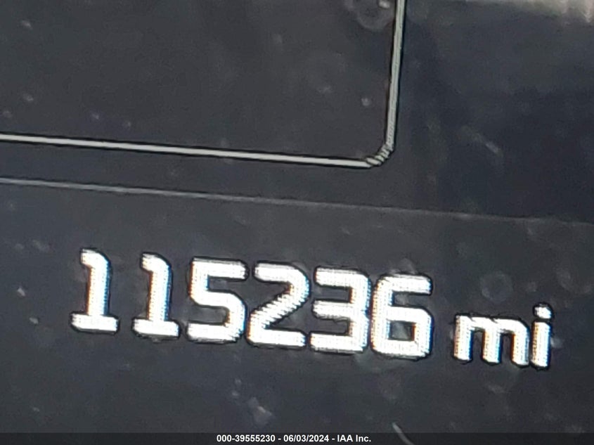 2017 Kia Sorento 3.3L Sx VIN: 5XYPK4A53HG221107 Lot: 39555230