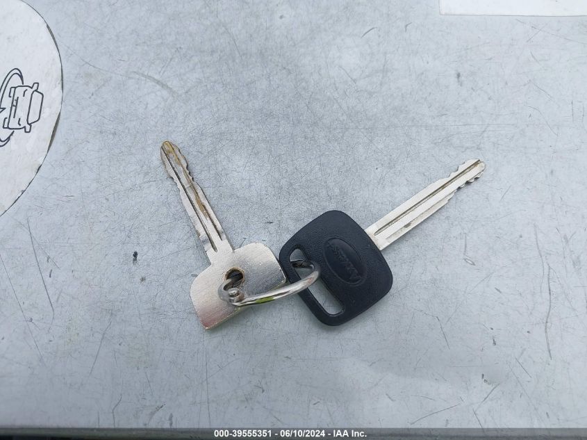 1993 Toyota Camry Le VIN: 4T1VK12W3PU083350 Lot: 39555351