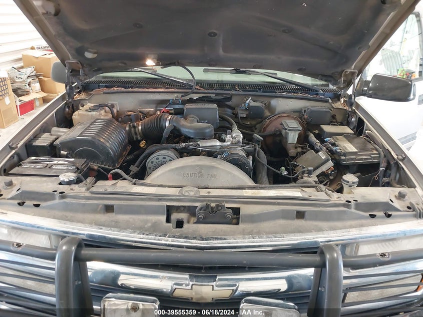 1999 Chevrolet Tahoe Ls VIN: 1GNEK13R8XJ437529 Lot: 39555359