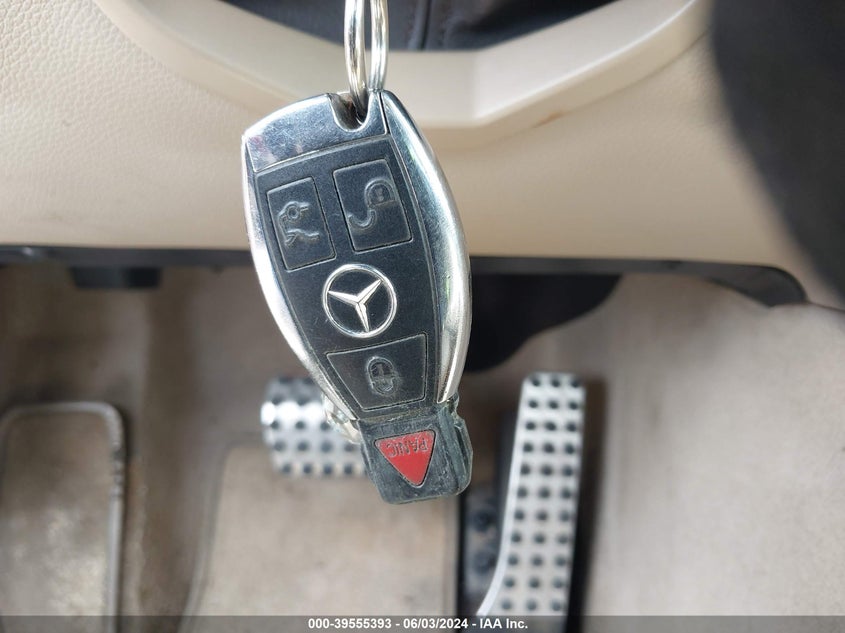 2010 Mercedes-Benz C 350 Sport VIN: WDDGF5GBXAF452494 Lot: 39555393