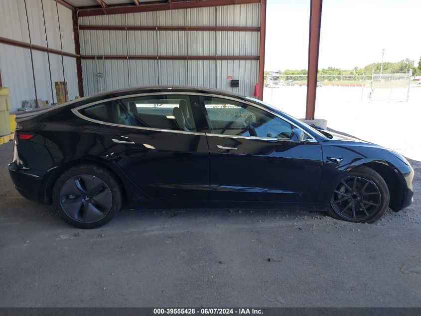 2018 Tesla Model 3 Long Range/Mid Range VIN: 5YJ3E1EA0JF005854 Lot: 39555428