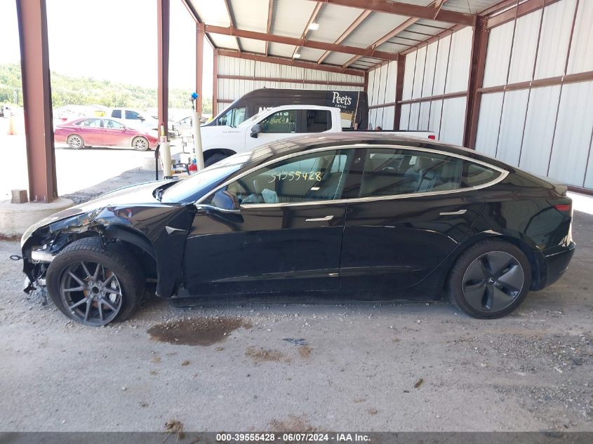 2018 Tesla Model 3 Long Range/Mid Range VIN: 5YJ3E1EA0JF005854 Lot: 39555428