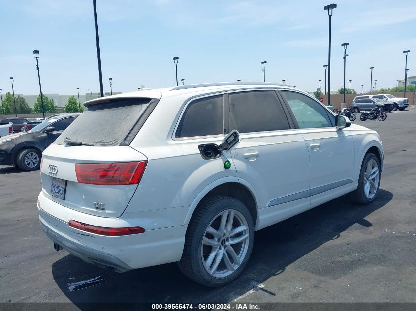 2017 Audi Q7 3.0T Premium VIN: WA1VAAF79HD029377 Lot: 39555474