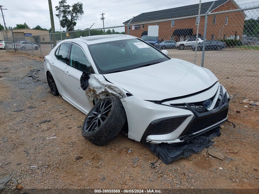 2021 TOYOTA CAMRY  (VIN: 4T1K31AK9MU556520)