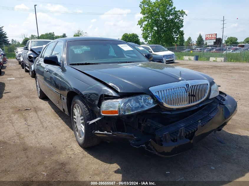 2007 Lincoln Town Car Signature L VIN: 1LNHM85V17Y618767 Lot: 39555587