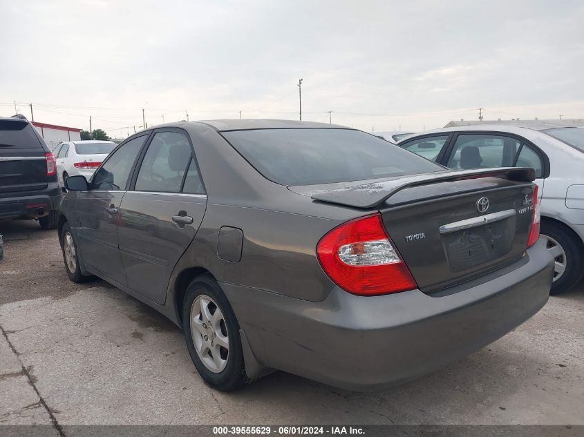 2003 Toyota Camry Le VIN: 4T1BE30KX3U697361 Lot: 39555629