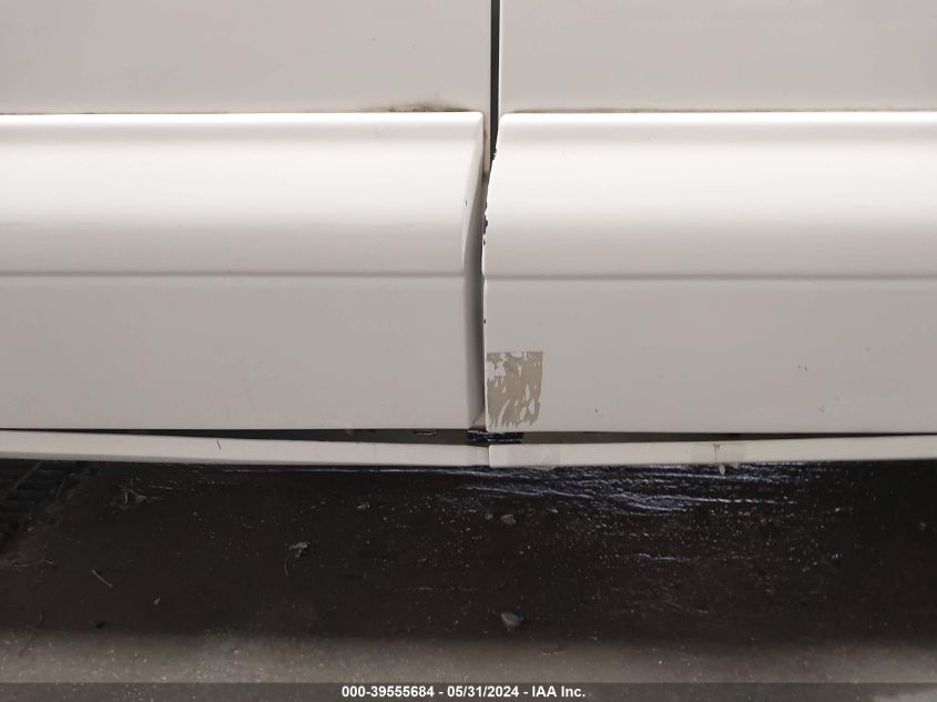 2000 GMC Safari Sl VIN: 1GKDM19W5YB506155 Lot: 39555684