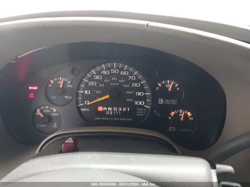 2000 GMC Safari Sl VIN: 1GKDM19W5YB506155 Lot: 39555684