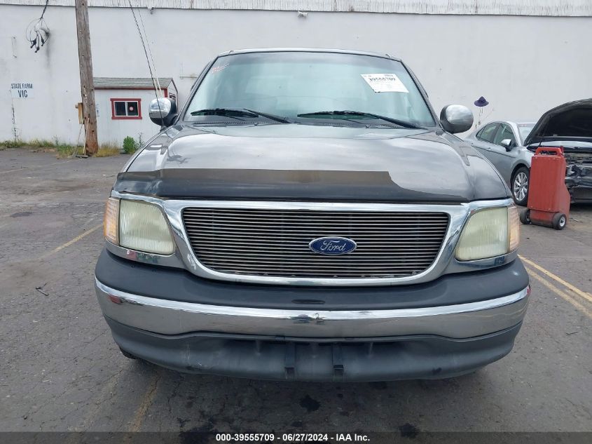2002 Ford F-150 Lariat/Xlt VIN: 1FTRW07L42KC67963 Lot: 39555709