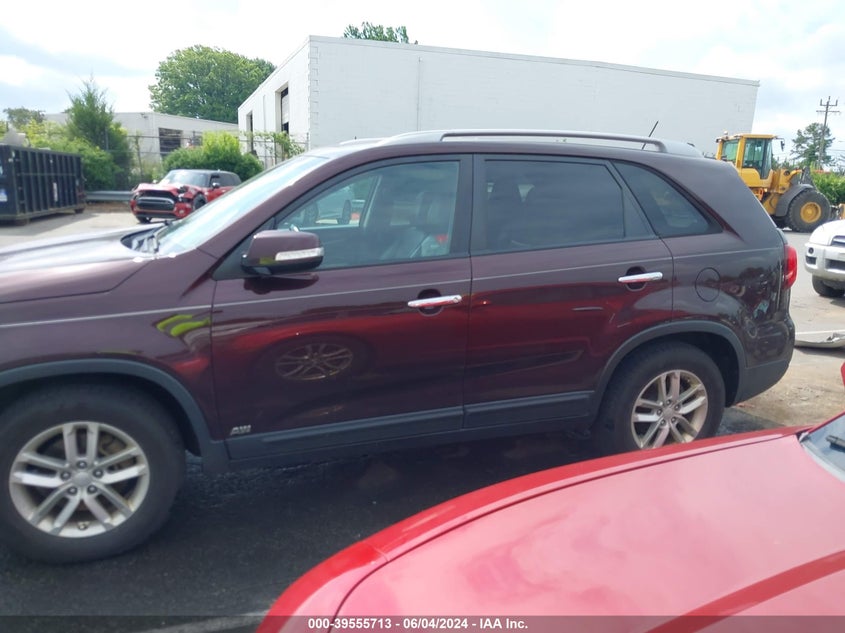 2015 Kia Sorento Lx VIN: 5XYKTCA67FG618410 Lot: 39555713