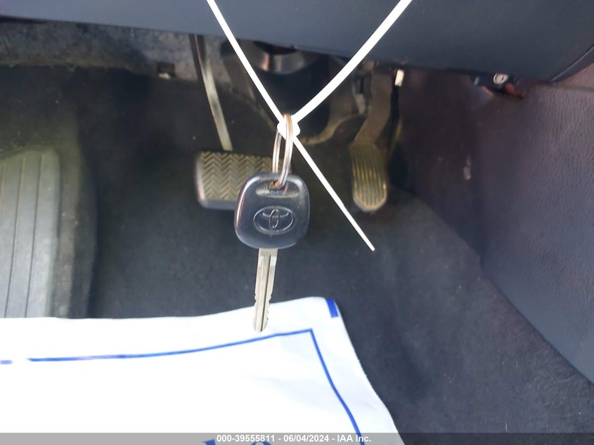 2014 Toyota Corolla Le VIN: 2T1BURHE8EC008698 Lot: 39555811