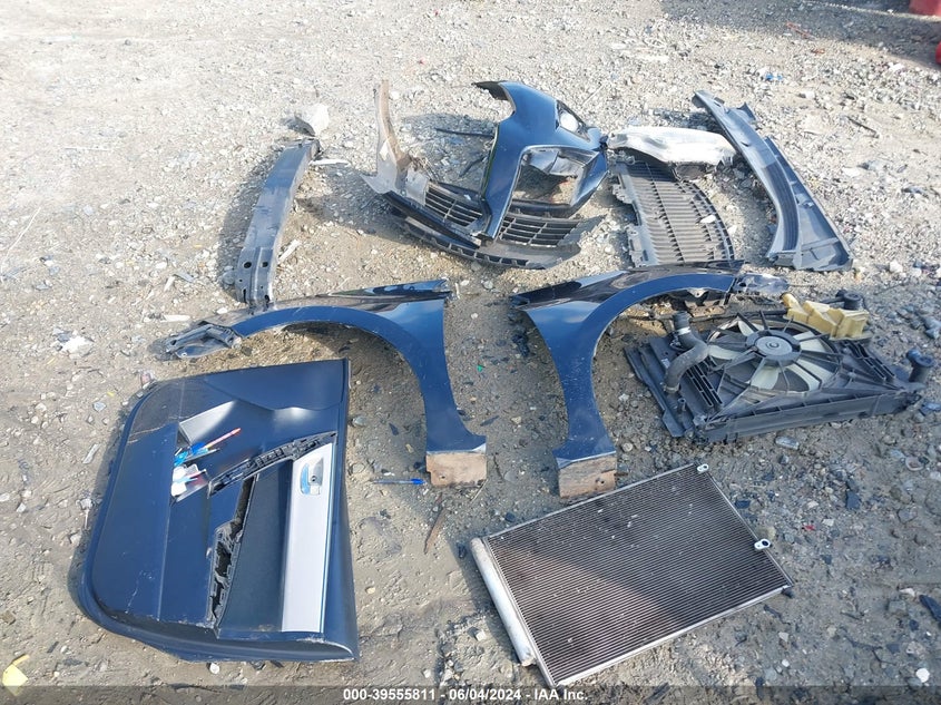 2014 Toyota Corolla Le VIN: 2T1BURHE8EC008698 Lot: 39555811