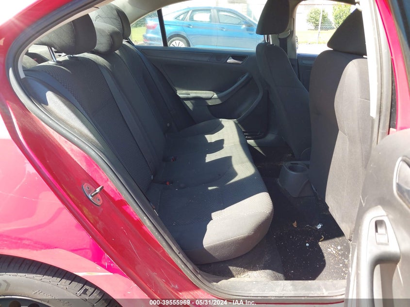 2013 Volkswagen Jetta 2.0L S VIN: 3VW2K7AJ7DM240360 Lot: 39555969