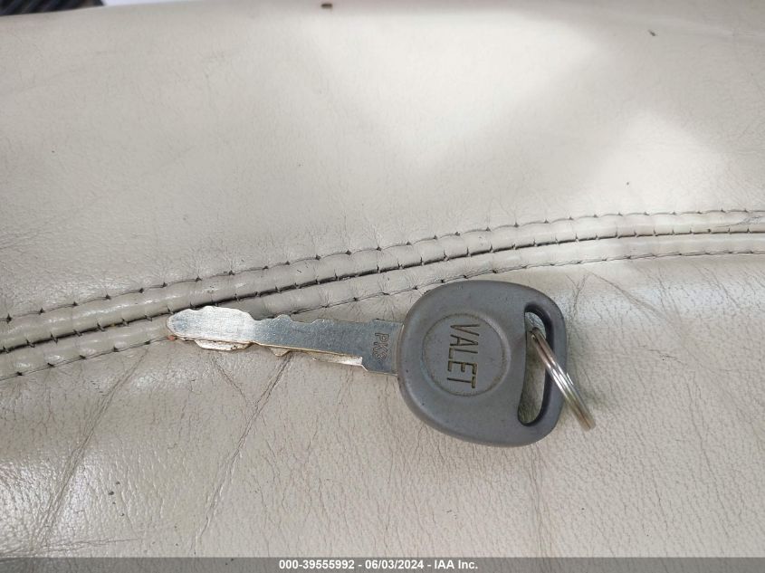 2003 Cadillac Deville Standard VIN: 1G6KD54Y43U158643 Lot: 39555992