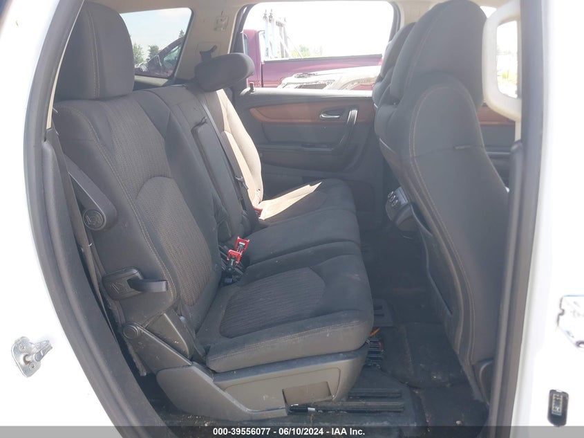 VIN 1GNKVGKD2HJ216464 2017 CHEVROLET TRAVERSE 1LT