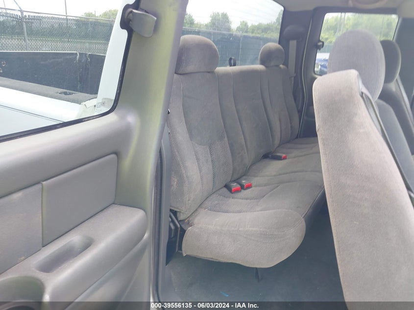 2004 Chevrolet Silverado 2500Hd Ls VIN: 1GCHC29U44E396650 Lot: 39556135