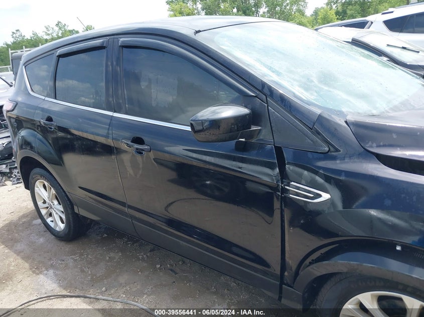 2017 Ford Escape Se VIN: 1FMCU0GD8HUD07359 Lot: 39556441