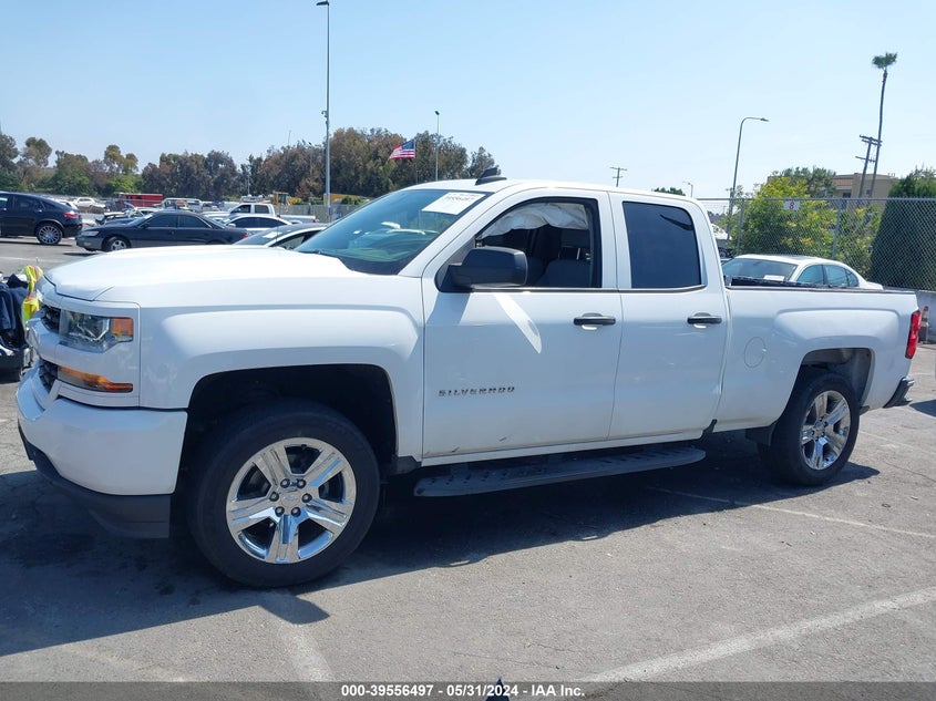 2018 Chevrolet Silverado 1500 Custom VIN: 1GCRCPEC0JZ220682 Lot: 39556497