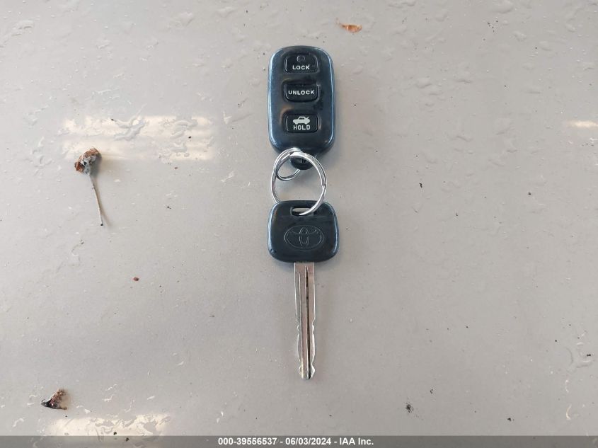 2005 Toyota Camry Le VIN: 4T1BE30KX5U992317 Lot: 39556537