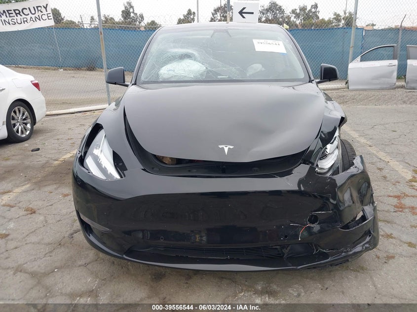 VIN 7SAYGDEE5NF361908 2022 TESLA MODEL Y LONG RANGE DUAL MOTOR ALL-WHEEL DRIVE