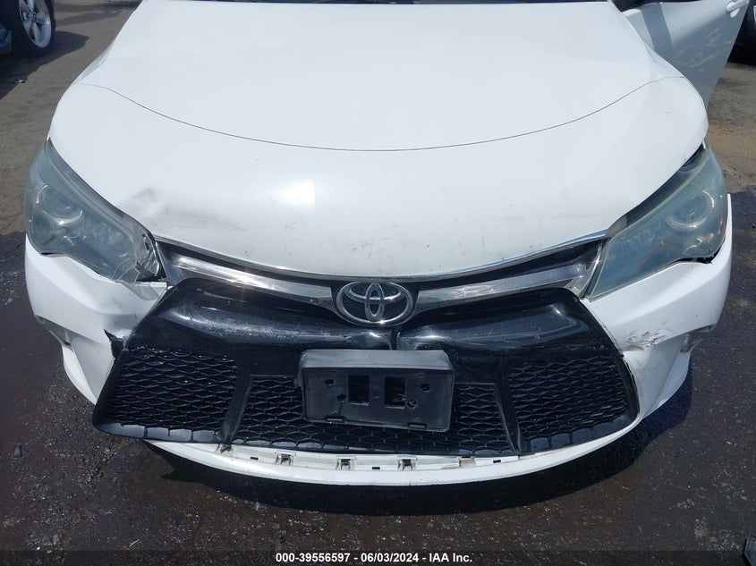2015 Toyota Camry Se VIN: 4T1BF1FK9FU994683 Lot: 39556597