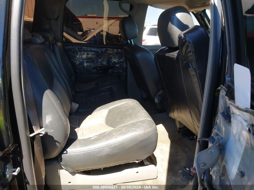 2004 Chevrolet Suburban 1500 Ls VIN: 1GNEC16T04J328479 Lot: 39556621