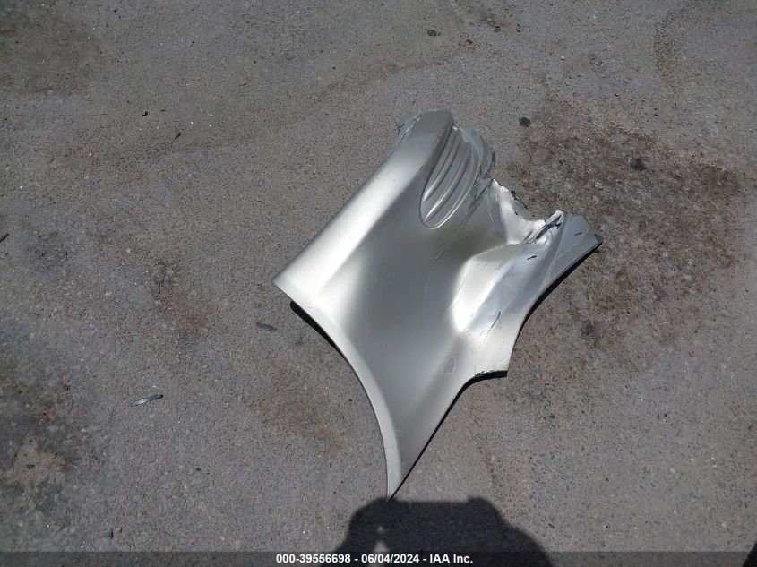 2004 Toyota Camry Le V6 VIN: 4T1BF30K34U073500 Lot: 39556698