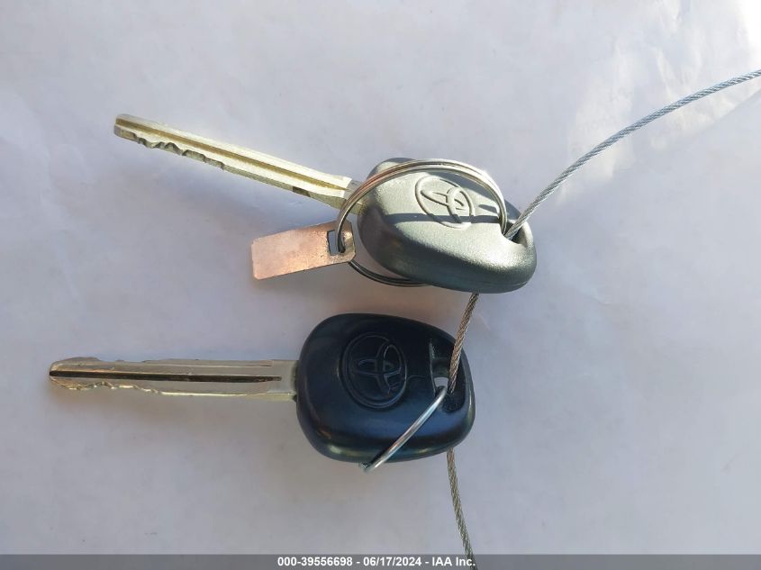 2004 Toyota Camry Le V6 VIN: 4T1BF30K34U073500 Lot: 39556698