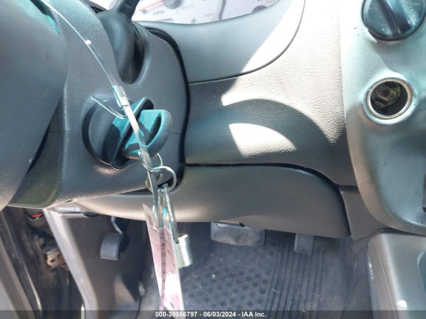 2002 Ford Explorer Sport Trac VIN: 1FMZU77E22UB05197 Lot: 39556797