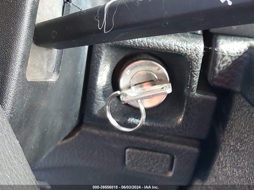 1992 Volvo 240 VIN: YV1AW8806N1924928 Lot: 39556818