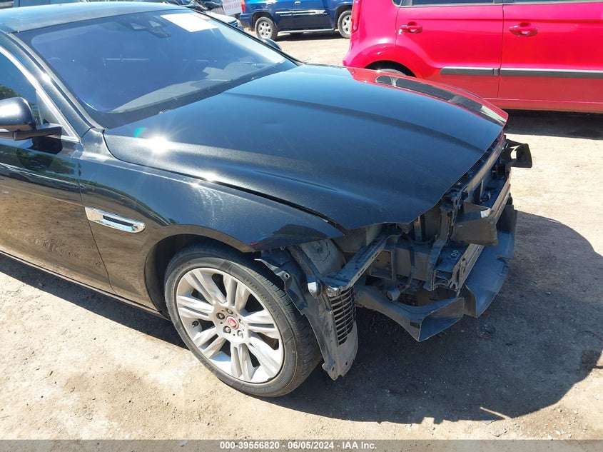 2017 JAGUAR XF 35T PREMIUM - SAJBJ4BV2HCY42131