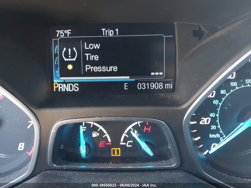 2014 Ford Escape Titanium VIN: 1FMCU0JX5EUE39168 Lot: 39556823