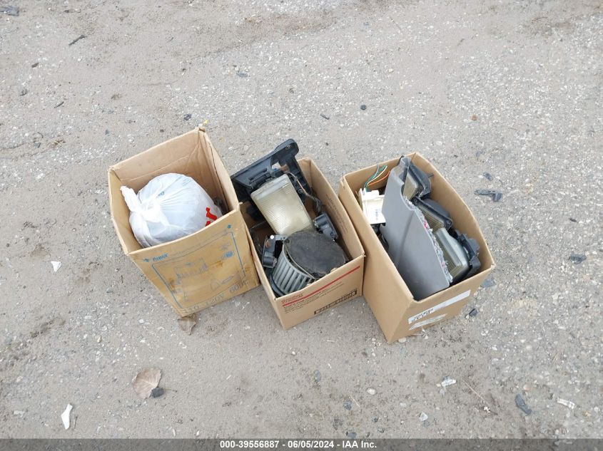 1997 Chevrolet Gmt-400 K1500 VIN: 2GCEK19R7V1150139 Lot: 39556887