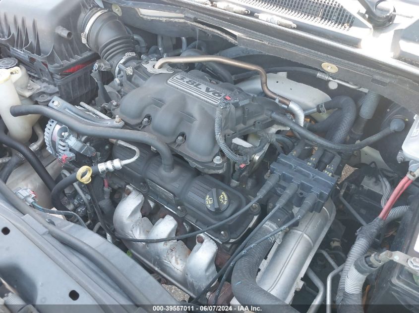 2010 Chrysler Town & Country Touring VIN: 2A4RR5D18AR288641 Lot: 39557011