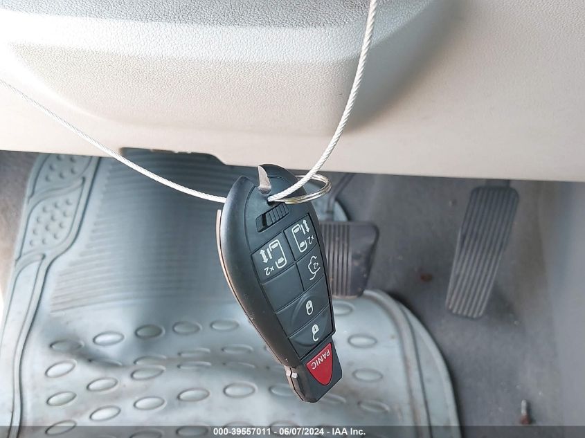 2010 Chrysler Town & Country Touring VIN: 2A4RR5D18AR288641 Lot: 39557011