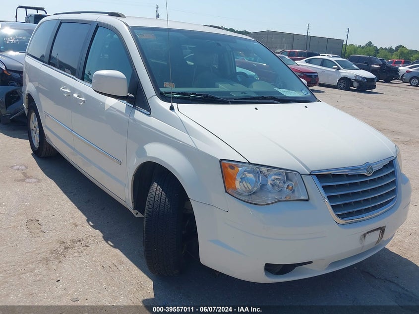 2010 Chrysler Town & Country Touring VIN: 2A4RR5D18AR288641 Lot: 39557011