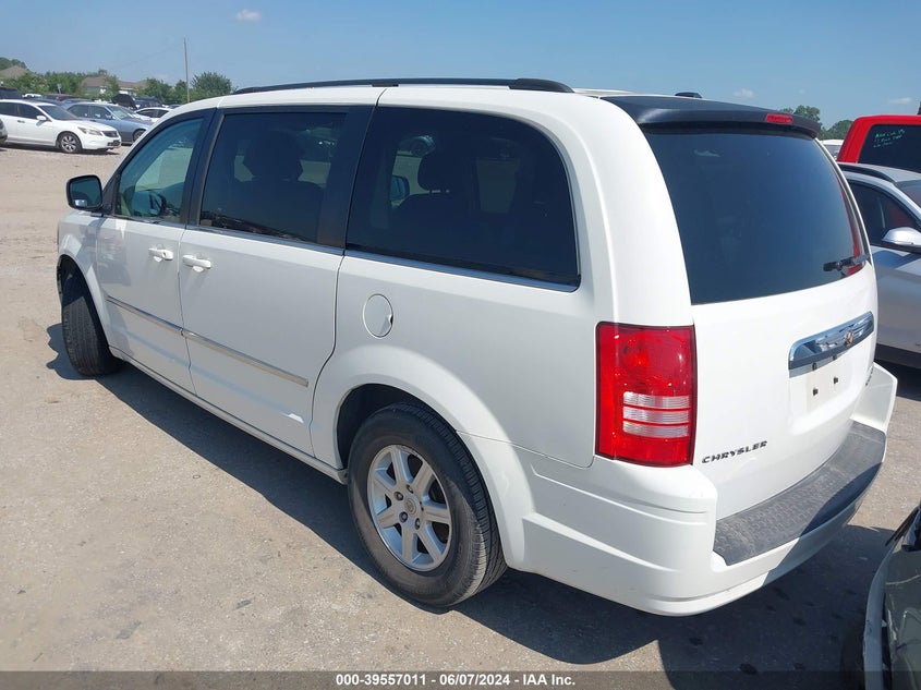 2010 Chrysler Town & Country Touring VIN: 2A4RR5D18AR288641 Lot: 39557011