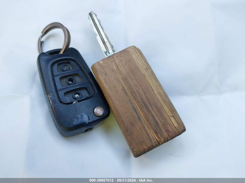 2012 Kia Soul + VIN: KNDJT2A61C7456580 Lot: 39557012