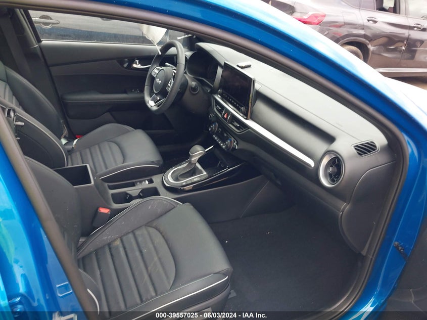 2024 KIA FORTE GT LINE - 3KPF54AD9RE731700