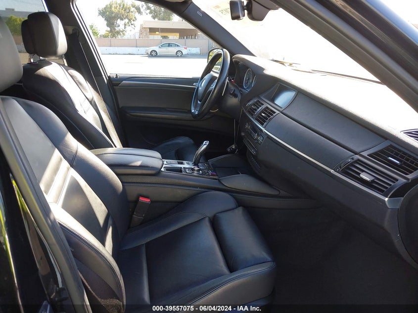 2011 BMW X5 M VIN: 5YMGY0C57BLK27175 Lot: 39557075