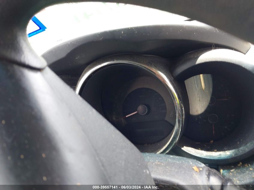 2011 Kia Soul + VIN: KNDJT2A27B7341199 Lot: 39557141