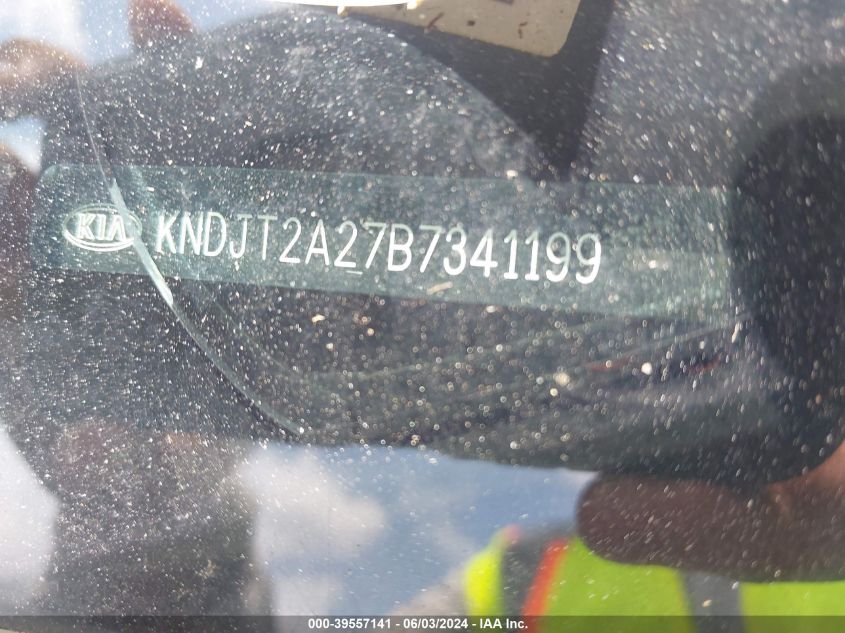 2011 Kia Soul + VIN: KNDJT2A27B7341199 Lot: 39557141