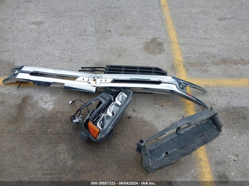 2019 CHEVROLET SILVERADO 1500 LT - 1GCUYDED0KZ107853