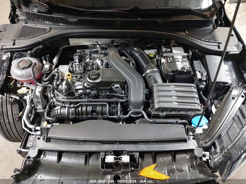 2024 Volkswagen Jetta 1.5T Sport VIN: 3VWBM7BUXRM036517 Lot: 39557344